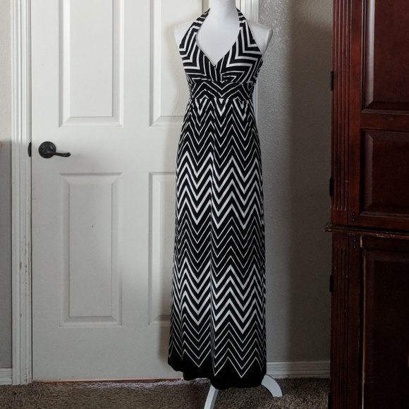 Soma Dresses & Skirts - Soma maxi dress size xs